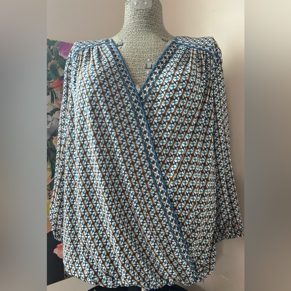 MAX STUDIO Boho Print Mock Wrap Chiffon Peasant Top Blouse Size 2X Hi-Low - Picture 9 of 10